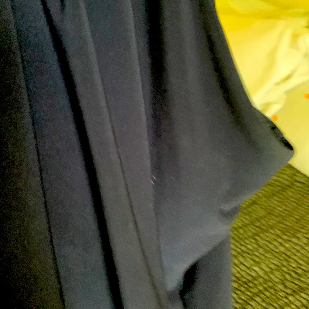 Vintage Y2K WHBM sleeveless top w metallic accents and wide loose band at bottom